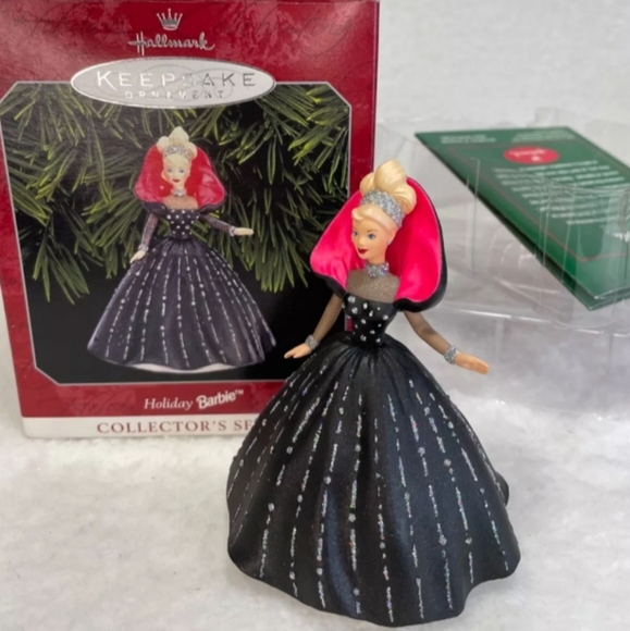 Hallmark Keepsake Holiday Barbie 1998 Ornament - Picture 4 of 5